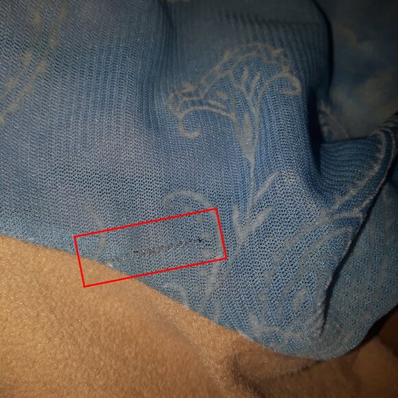 Y2K Top with sheer flared sleeves - Picture 5 of 10